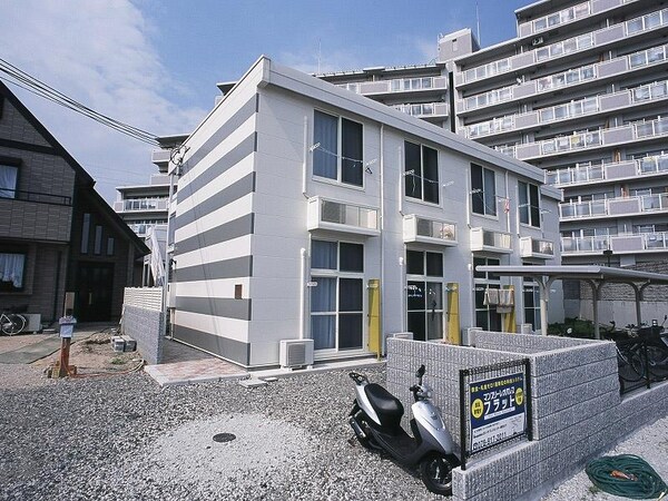 駐車場・駐輪場