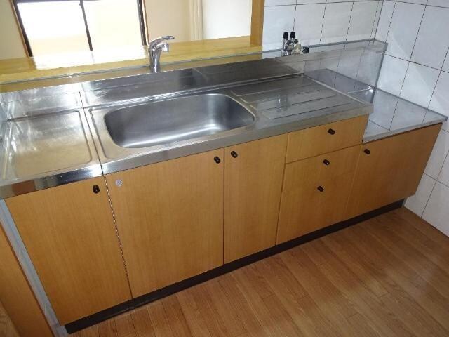 物件内観写真3　(キッチン)