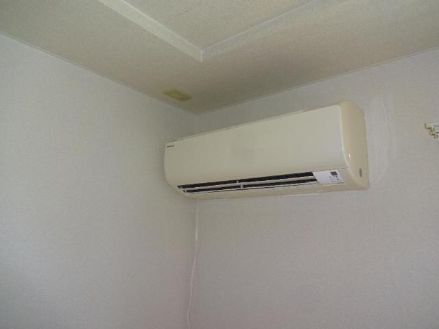 物件内観写真9　(エアコン)