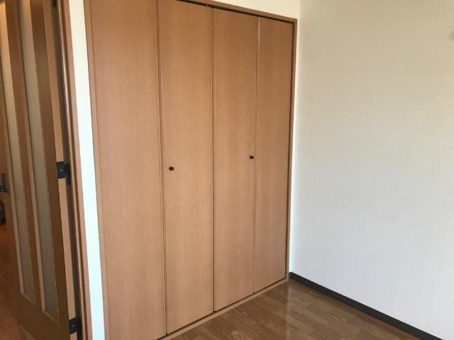 物件内観写真8　(クローゼット)