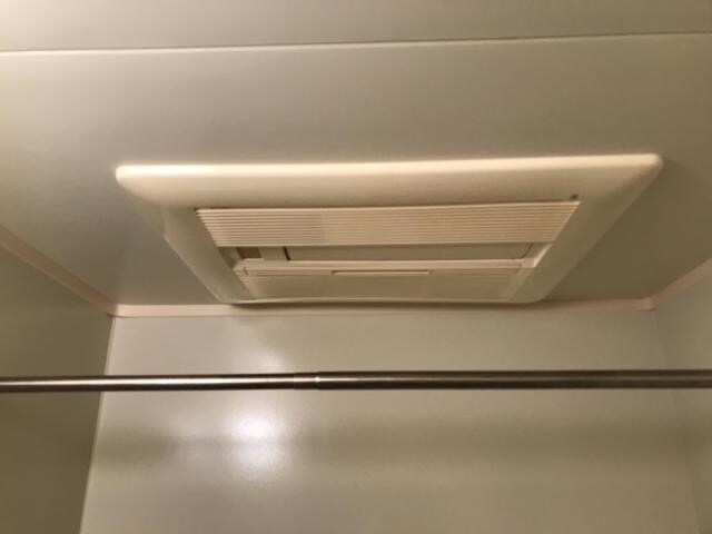 物件内観写真17　(浴室乾燥機)