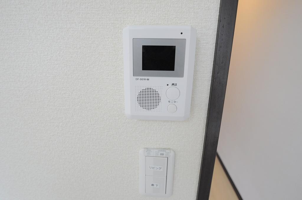 物件内観写真6　(安心のモニター付インターフォン！)
