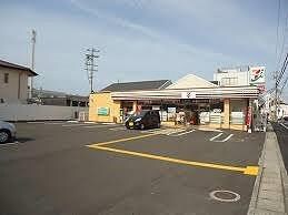 物件内観写真8　(セブンイレブン姫路鎌倉町店  110m)