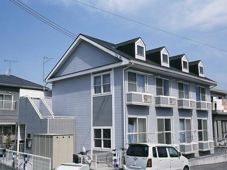 レオパレスプティメゾン雅外観写真