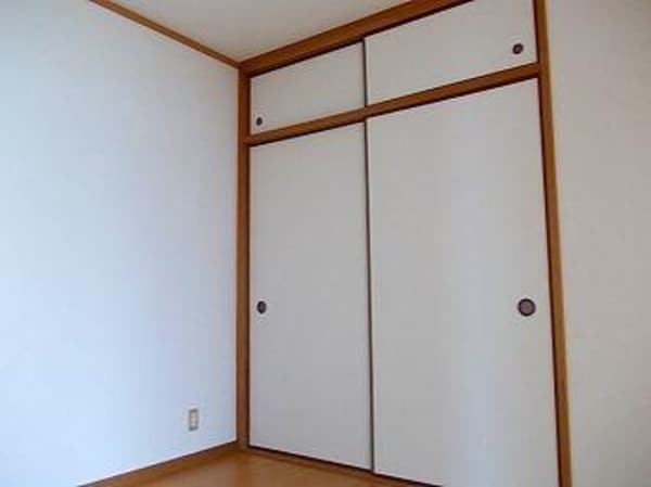 居室(マックスバリュさんまで1100m)