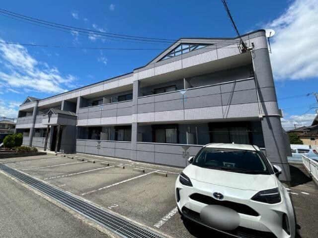 物件外観写真2　(外観写真（昼）)