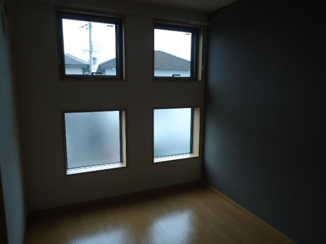 物件内観写真9　(室内)