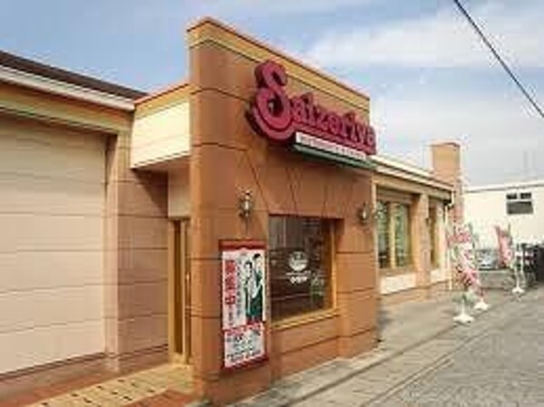 居室(サイゼリヤ 姫路市役所前店  550m)