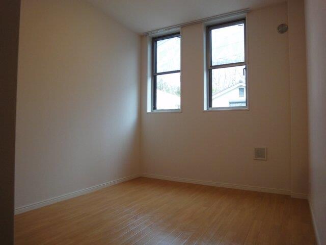 物件内観写真9　(洋室)