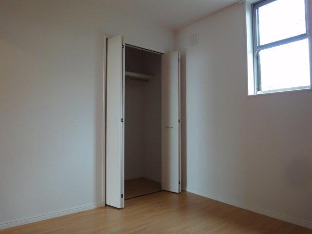 物件内観写真10　(洋室)