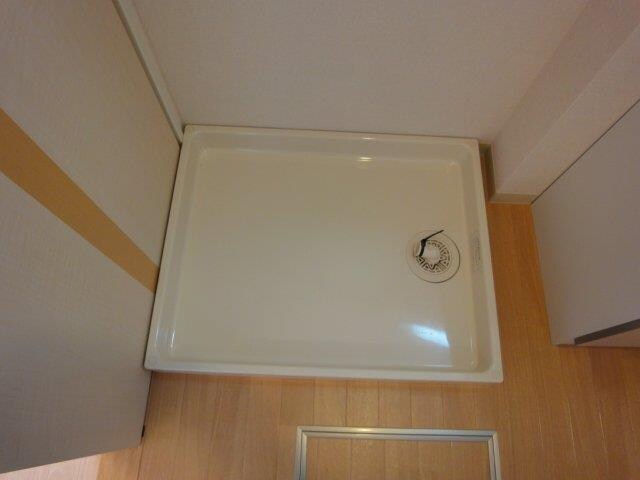 物件内観写真14　(洗濯機置場)