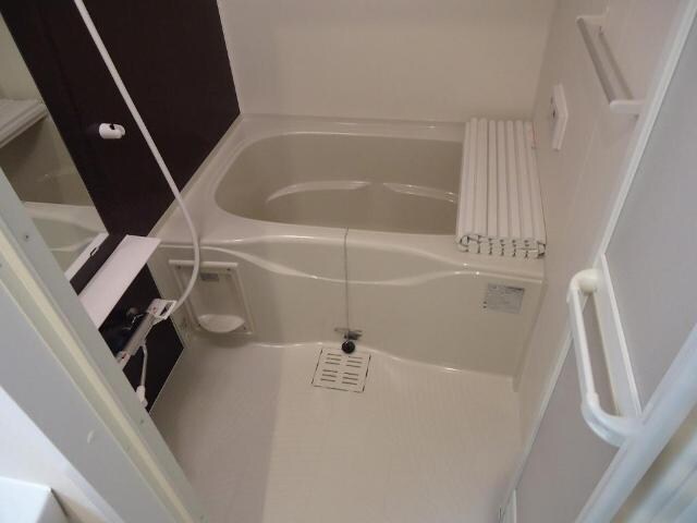 物件内観写真4　(バス／シャワールーム等)
