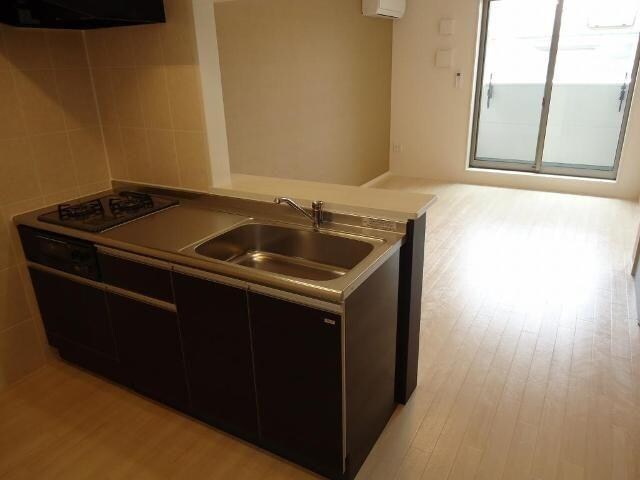 物件内観写真15　(リビング)