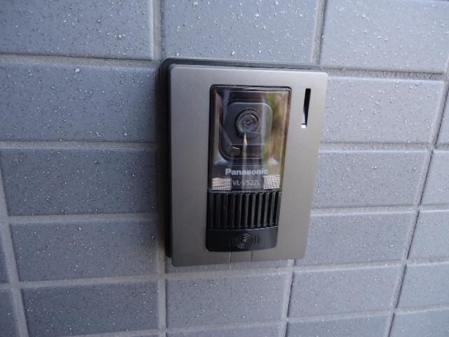 物件内観写真18　(カメラ付インターホン)