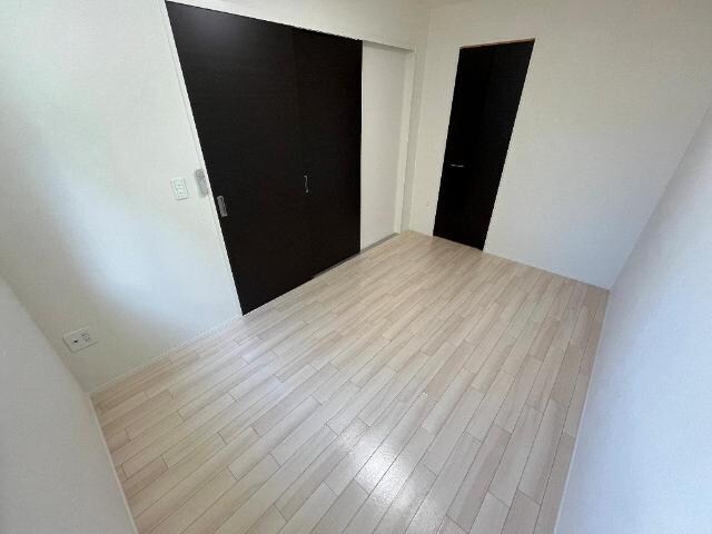 物件内観写真9　(洋室)