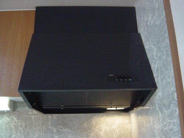 物件内観写真16　(換気扇)