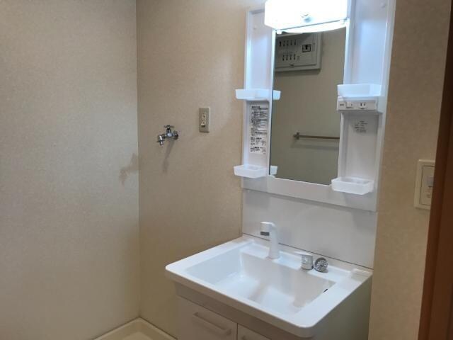 物件内観写真6　(洗面)