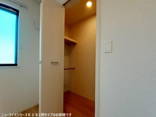 物件内観写真10　(マルアイ六分一店まで900m)