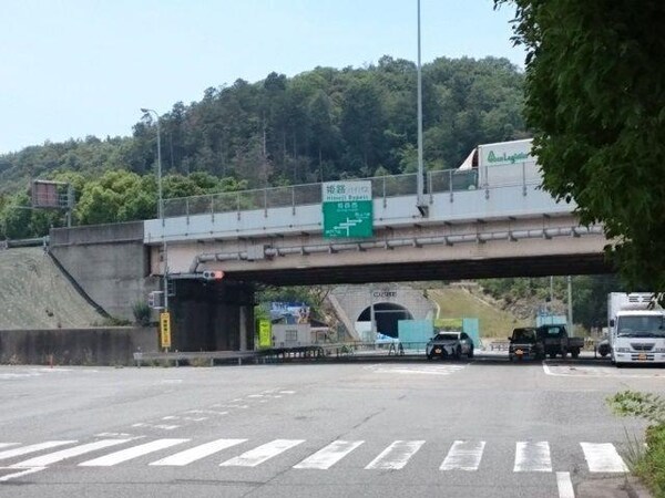 居室(姫路バイパス　姫路西インターまで230m)