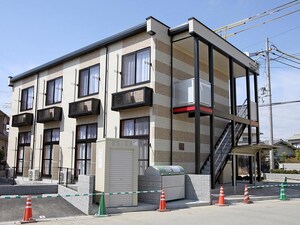レオパレスＭｓフレーズ参番館外観写真