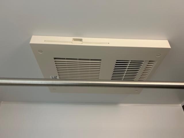 物件内観写真14　(浴室乾燥機)