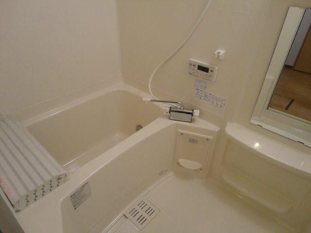 物件内観写真4　(バスルーム(参照))