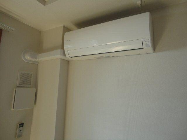 物件内観写真25　(室内設備(参照))