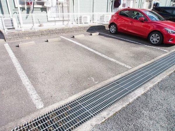 駐車場・駐輪場
