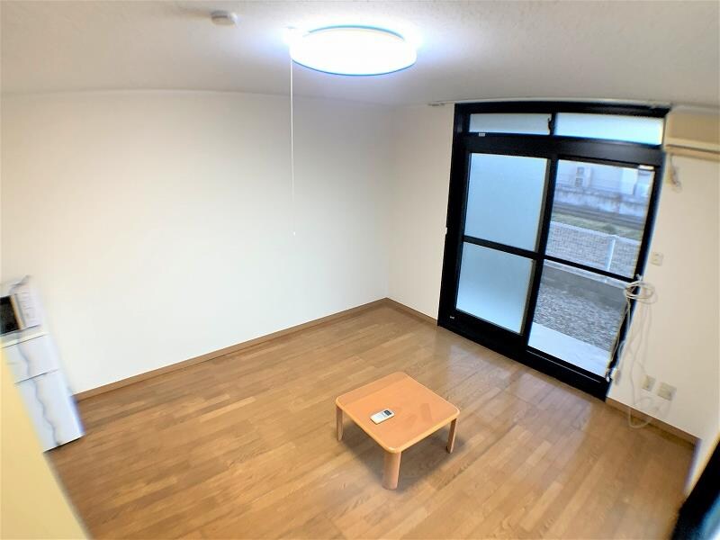 物件内観写真8　(寝室)