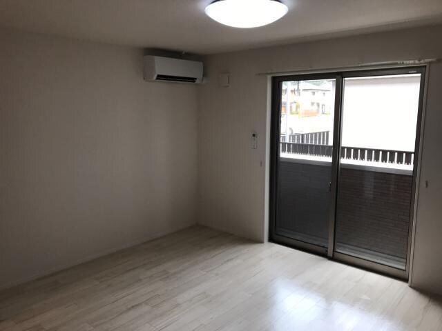 物件内観写真16　(室内)