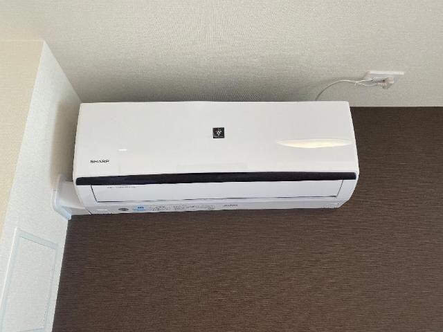 物件内観写真11　(エアコン)