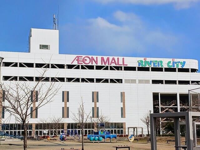 物件内観写真16　(リバーシティーまで1000m)