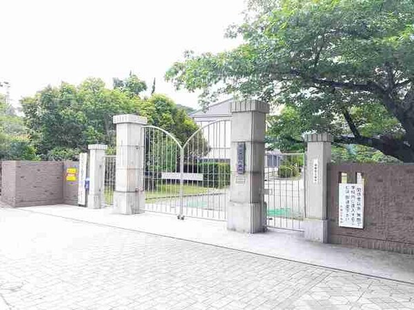 居室(西脇市立西脇小学校まで550m)