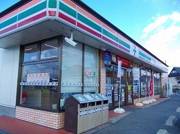物件内観写真12　(セブンイレブン　姫路加納原田店まで450m)