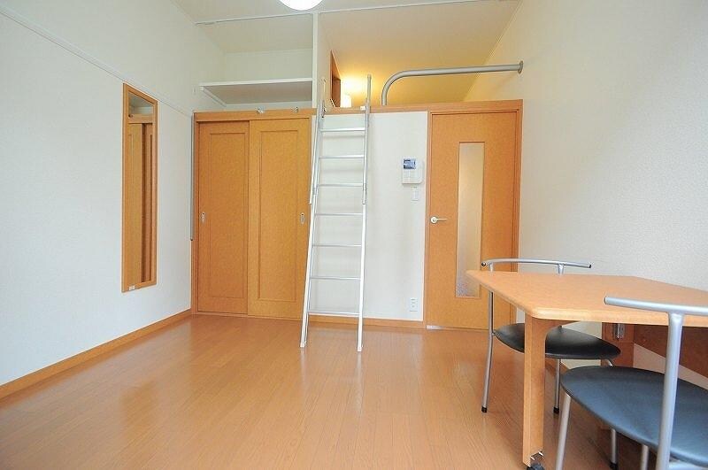 物件内観写真7　(1Fフローリング。)