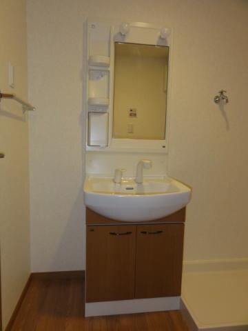 物件内観写真7　(洗髪洗面化粧台)