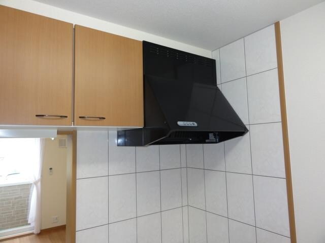 物件内観写真13　(レンジフード)