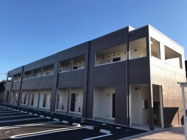 物件外観写真1　(外観写真（昼）)