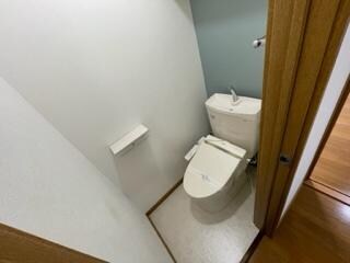 物件内観写真9　(ウォシュレット残置物)