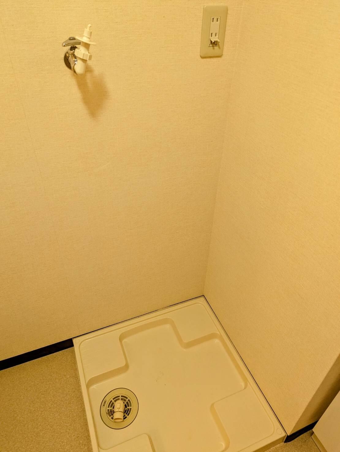 物件内観写真11　(室内洗濯機置き場)