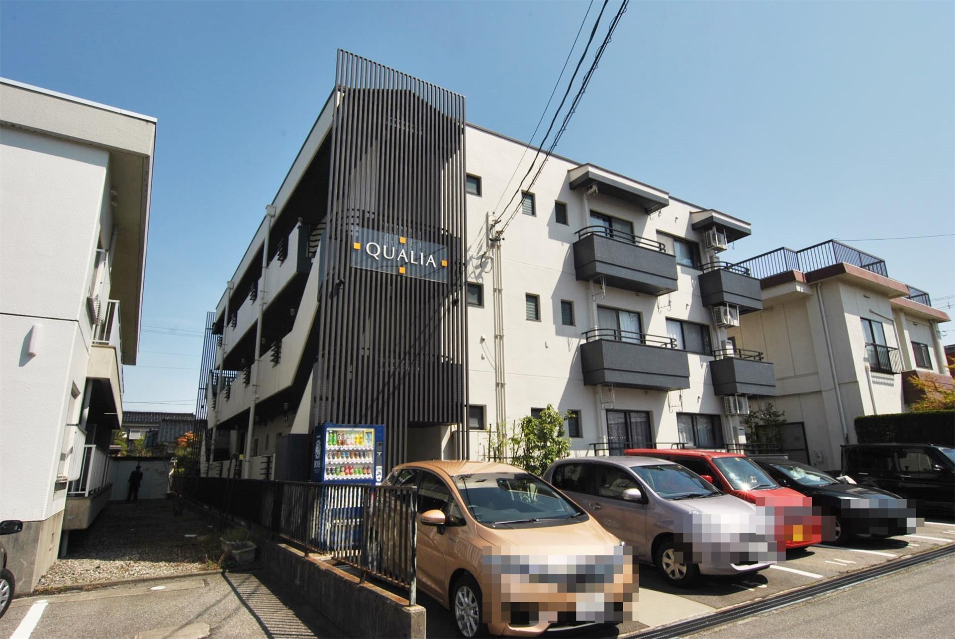 ＱＵＡＬＩＡ（クオリア）☆駐車場1台無料☆