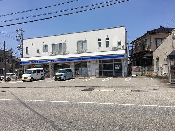 外観(ローソン富山金泉寺店まで400m)