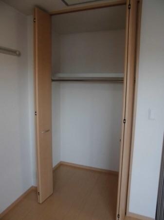 物件内観写真10　(クローゼット)