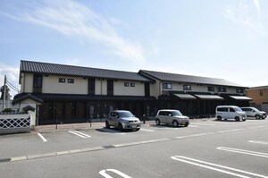 Royal西荒屋（ロイヤル西荒屋）外観写真