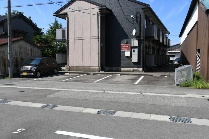 ルミエールＭの物件外観写真