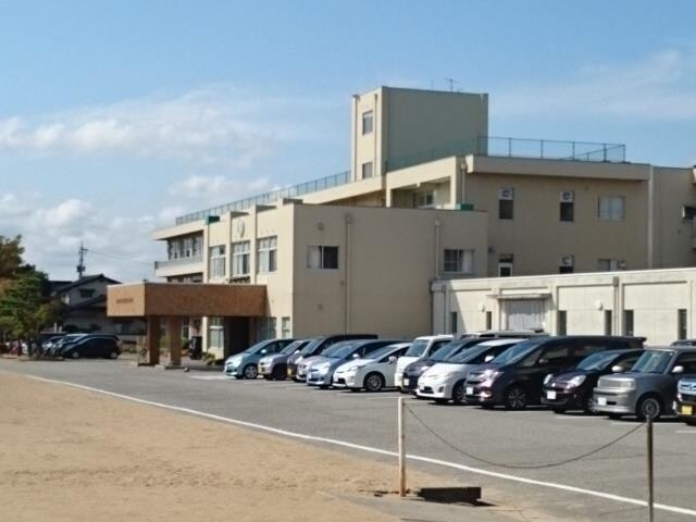 物件外観写真2　(蜷川小学校まで160m)