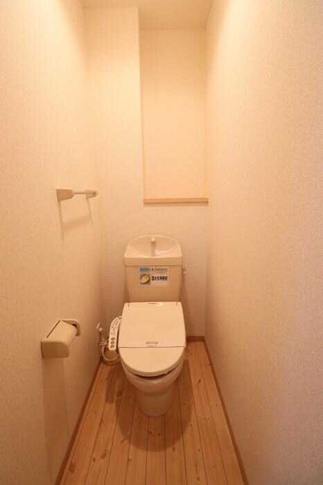 物件内観写真6　(温水洗浄便座)