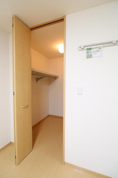 物件内観写真10　(ウォークインクローゼット)