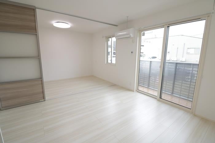 物件内観写真8　(LDK)