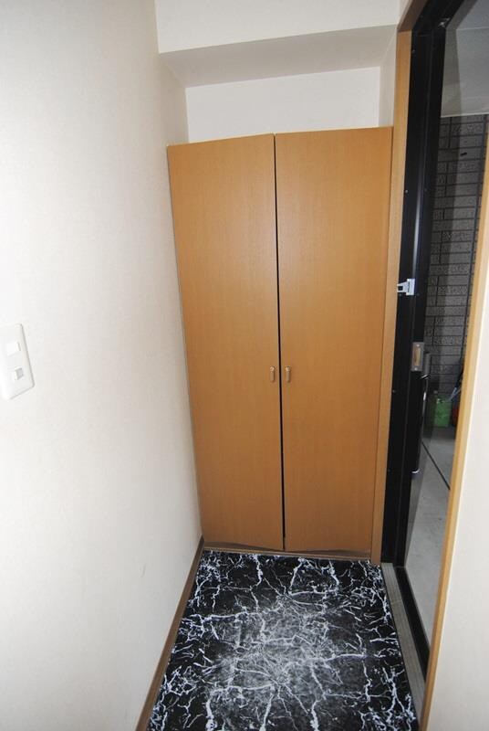 物件内観写真2　(シューズボックス)